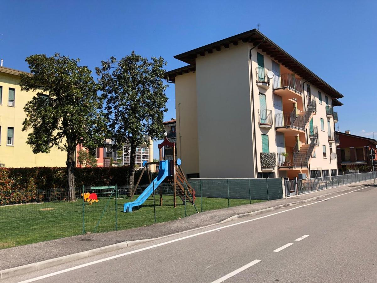 Appartamento Bianco - Peschiera Del Garda Exterior foto