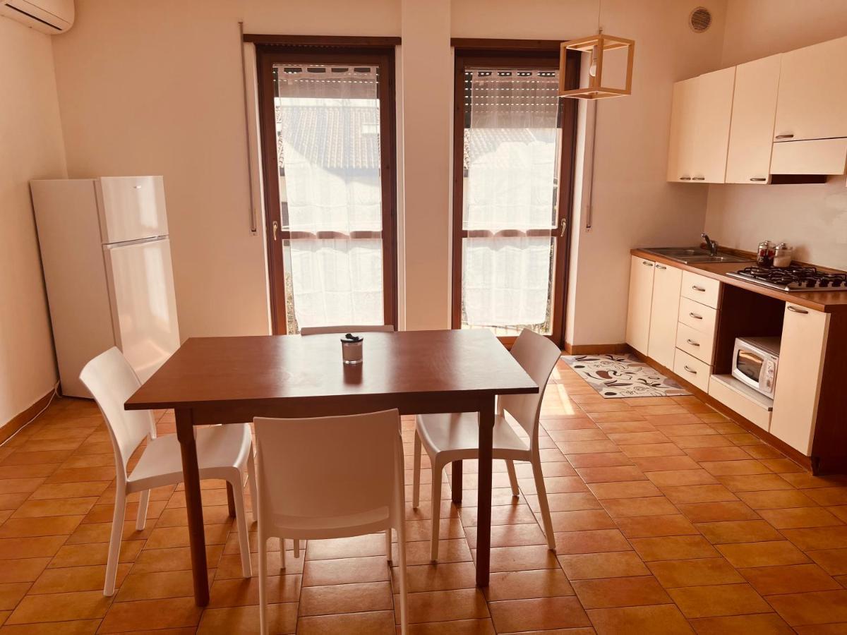 Appartamento Bianco - Peschiera Del Garda Exterior foto
